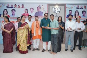 BJP Mira-Bhayandar Bengali Cell Achievers Felicitation Ceremony 2026 for Meritorious Students
