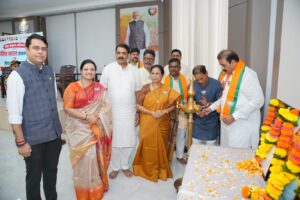 Viksit Bharat Sankalp Sabha and Seva Jyoti Yatra organised under Seva Sankalp Abhiyan at BJP Mira-Bhayandar District Office.